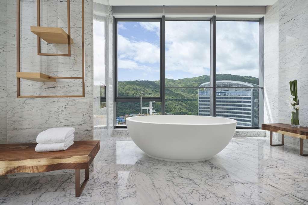 Hotel Hyatt Regency Hengqin 5*